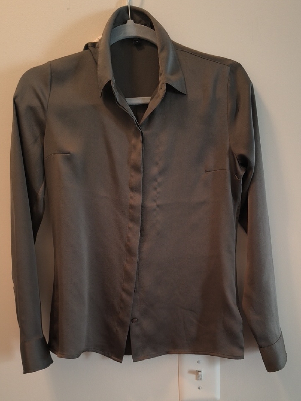Express Women’s "Portofino" Button Down Shirt